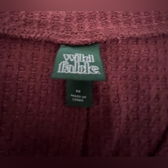 Women’s Fall Sweater - Picture 3 of 4